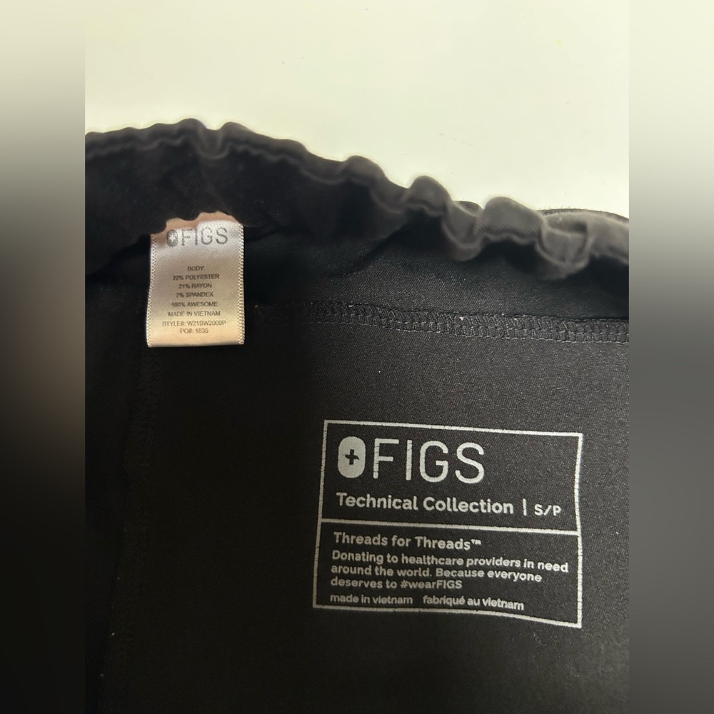 Figs Black Yowah Jogger Scrub Pants Limited Edition - Picture 4 of 4